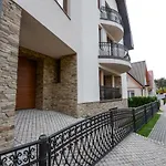 Medziotoju 17 *